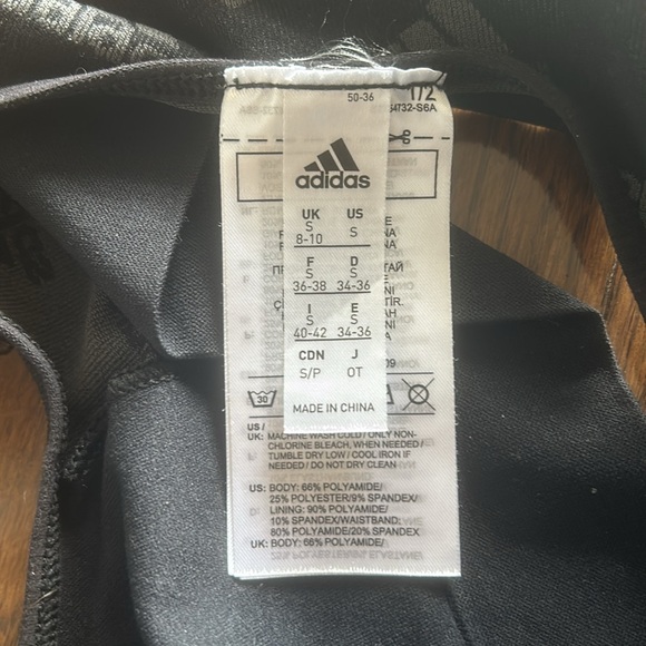 Adidas Sports Bra -Size S -NWOT - Picture 4 of 7